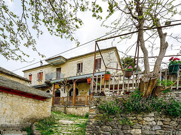 Η ΑΚΑΝΘΟΣ Tzoumerka Epirus Greece
